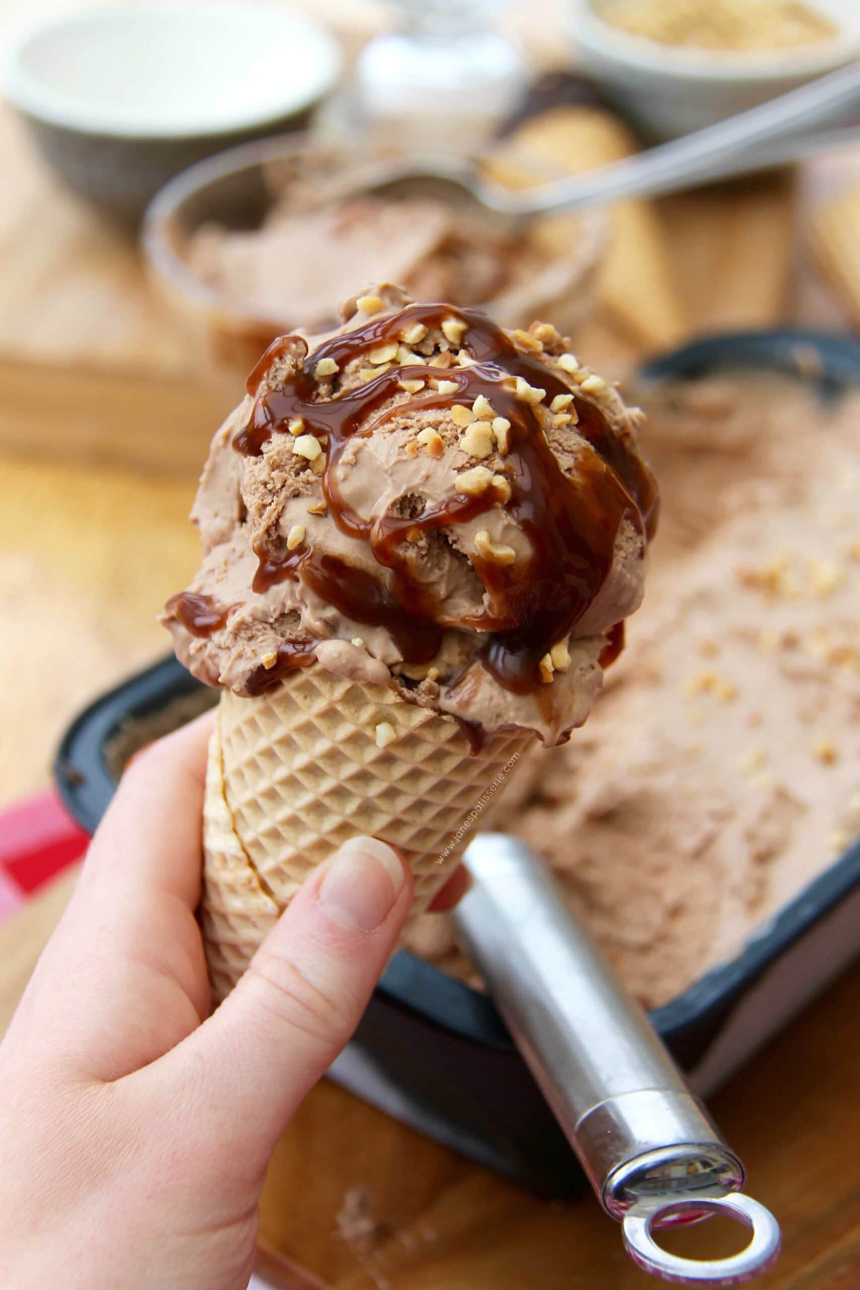 No-Churn Nutella Ice Cream: Easy 4-Ingredient Recipe for Creamy Treat